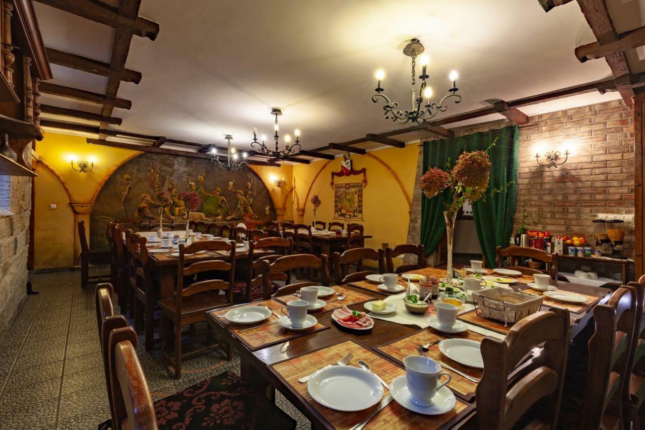 Poziomka Hotel Kujan Buitenkant foto