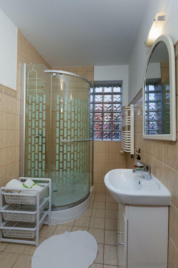 Poziomka Hotel Kujan Buitenkant foto